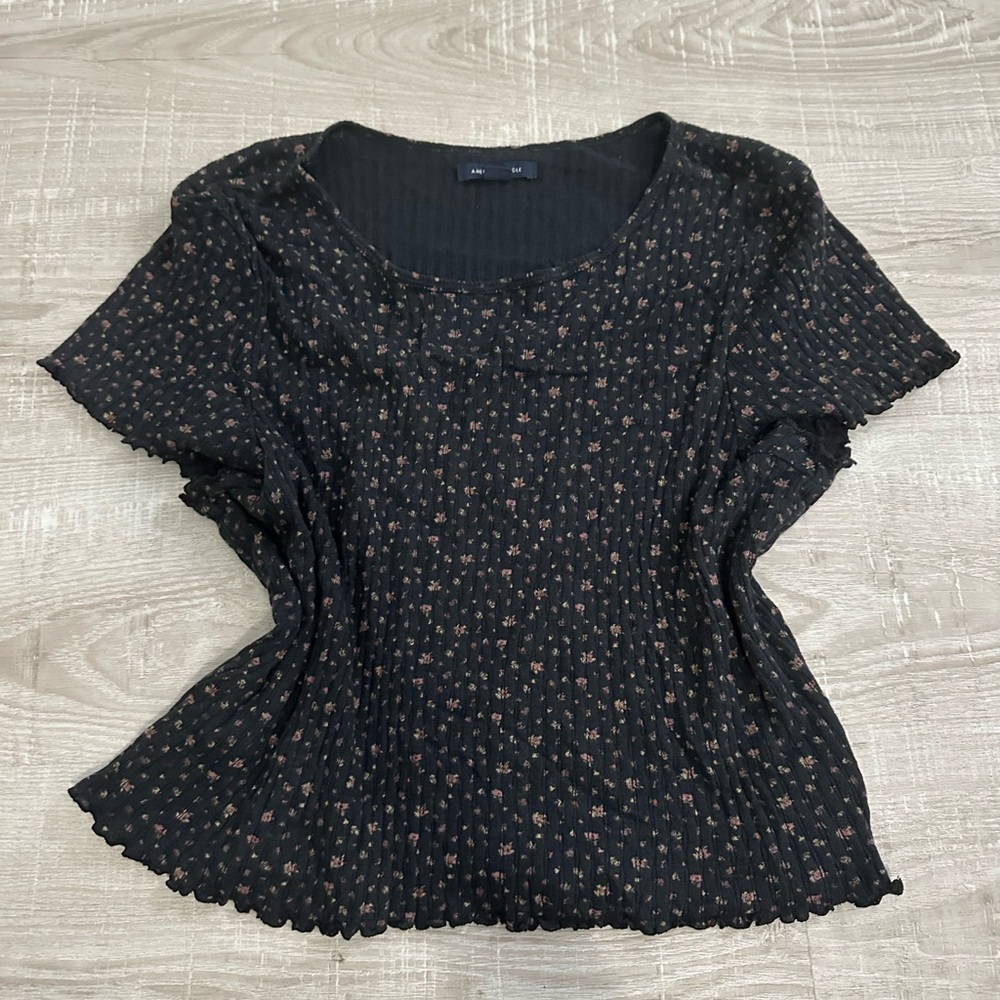 American Eagle black Floral Women's Top size large